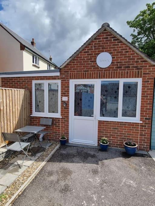 Howard Road Home From Home Bridport Extérieur photo